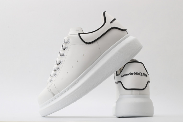 alex mcqu sneakers