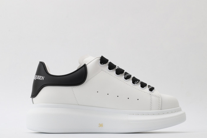 alex mcqu sneakers