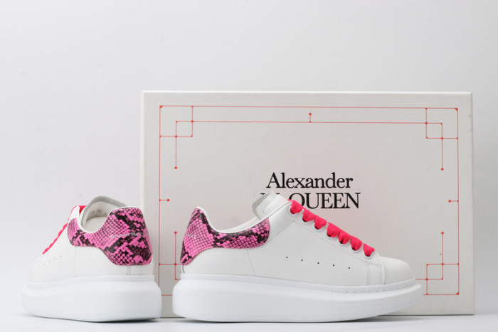 alex mcqu sneakers