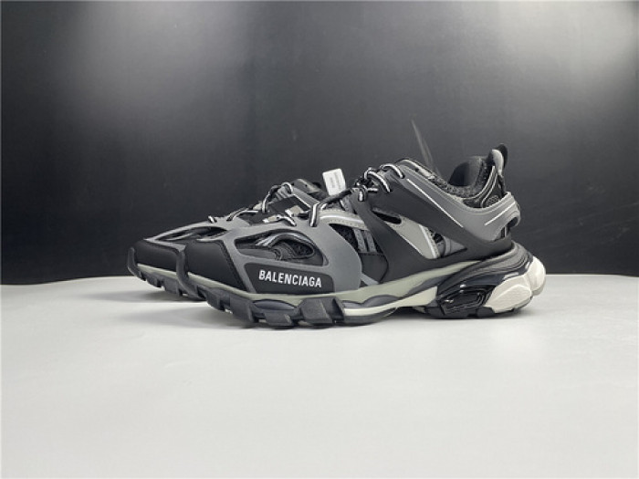 bl tess s. gomma trek low sneakers