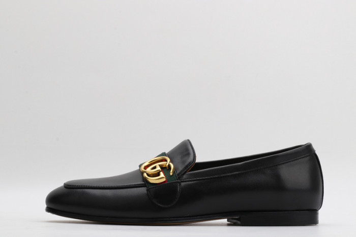 guc loafer