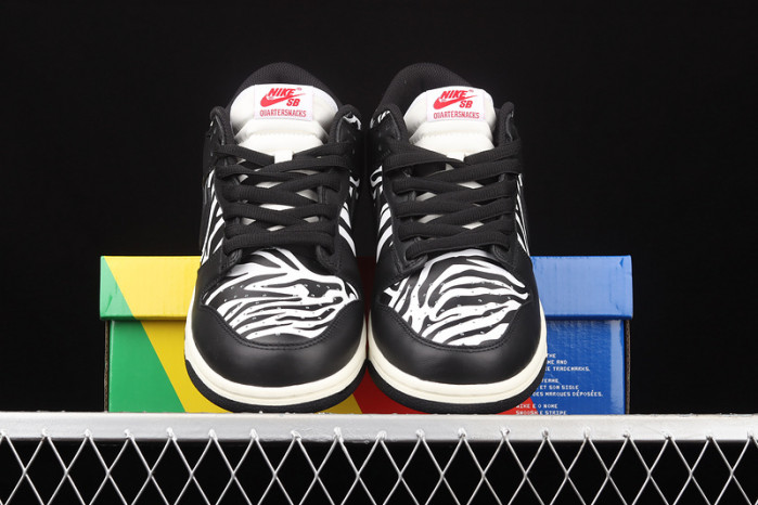 quartersnacks x nike sb dunk low dm3510-001