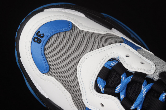 Ba*len*cia*ga triple s trainers sneakers 090305