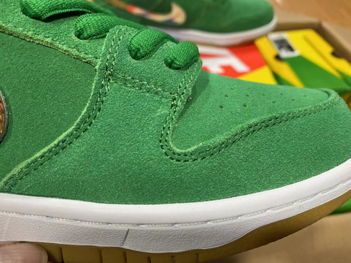 nike sb dunk low pro st. patrick