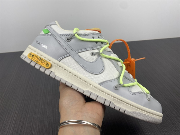 nike dunk low off-white lot 43 dm1602-128