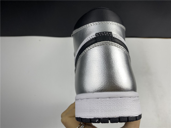 air jordan 1 high og wmns “silver toe” (red box) cd0461-001