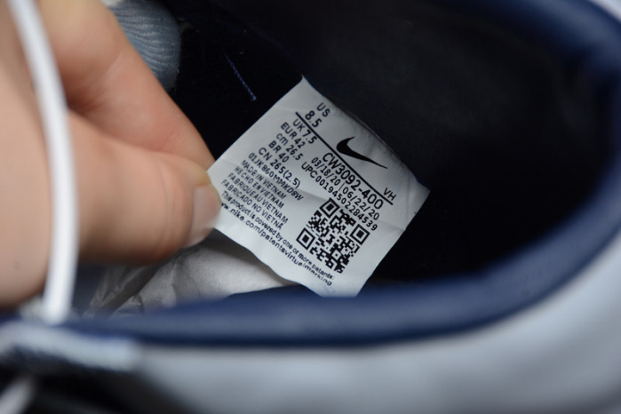 nike dunk sb high strawberry cough cw3092 400