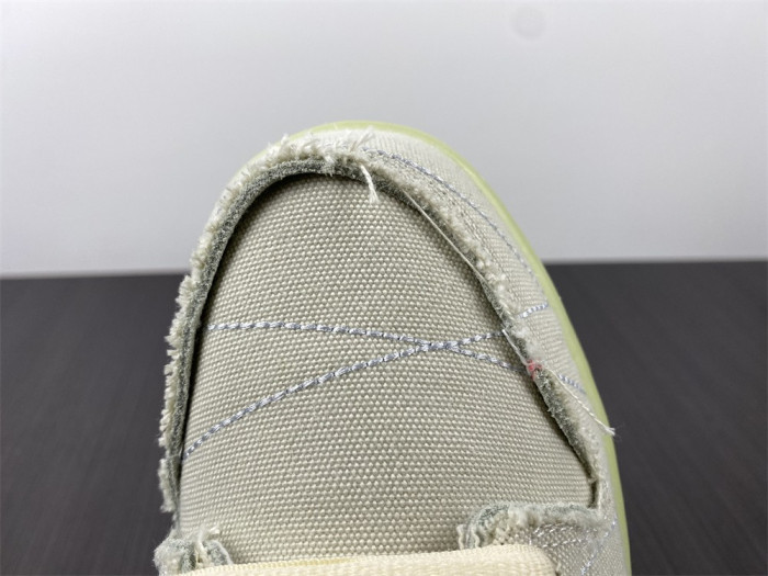 nike sb dunk low “mummy” dm0774-111