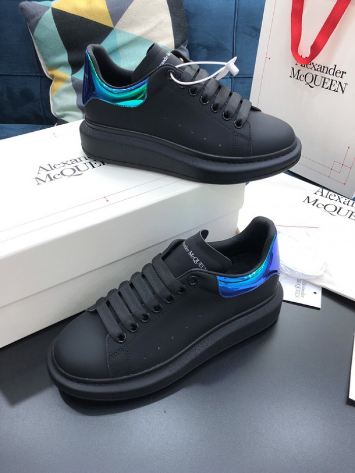 alex mcqu sneakers