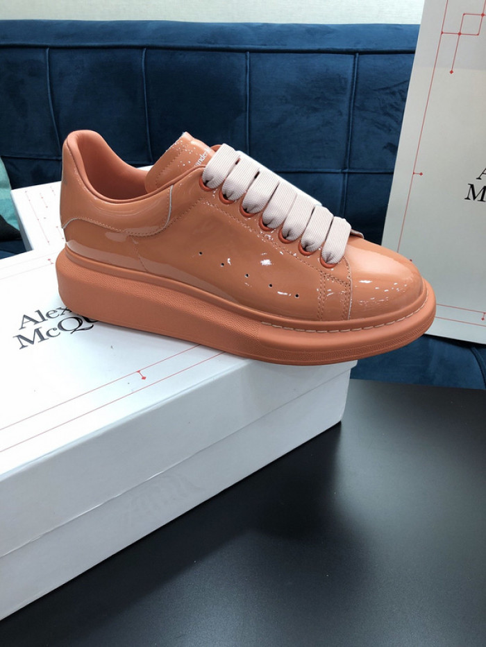 alex mcqu sneakers