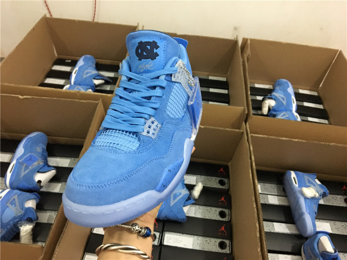 air jordan 4 retro unc pe 1032070