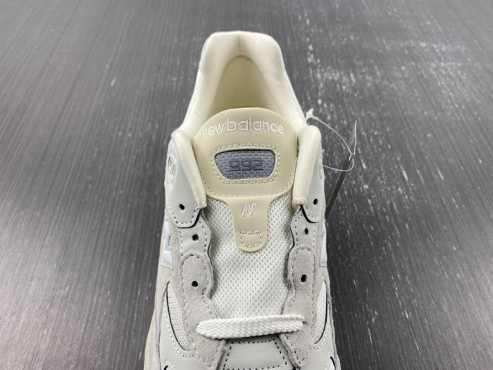 new balance x wtaps m992md