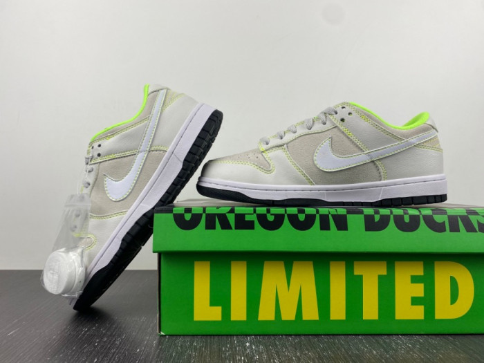 nike dunk low university of oregon pe fq7260-001