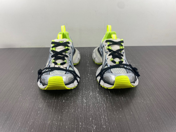 Ba*len*cia*ga -phantom sneaker 744734 w3xl6 9031