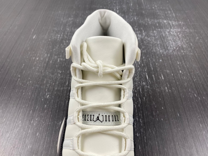 air jordan 11 wmns “neapolitan” ar0715-101