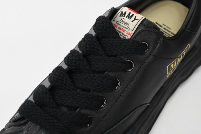 MIHARA YASUHIRO ALL BLACK GOLDE MY5