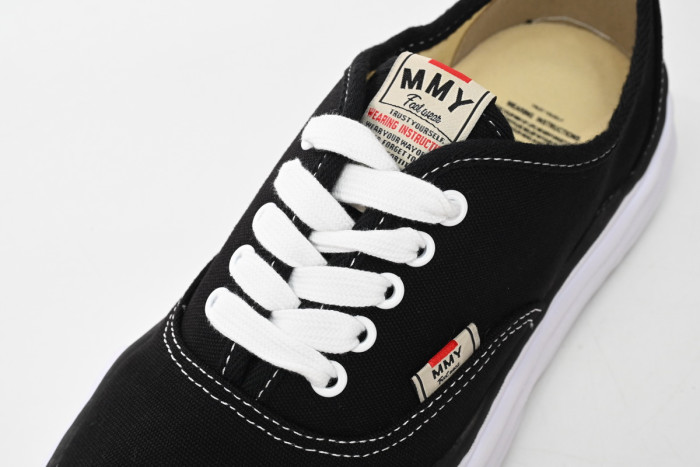 MIHARA YASUHIRO BLACK AND WHITE MY1