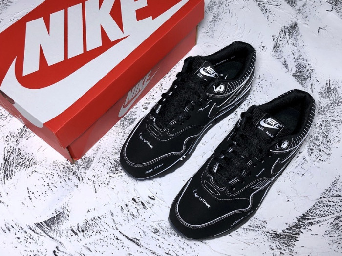 air max 1 tinker sketch to shelf black cj4286-001