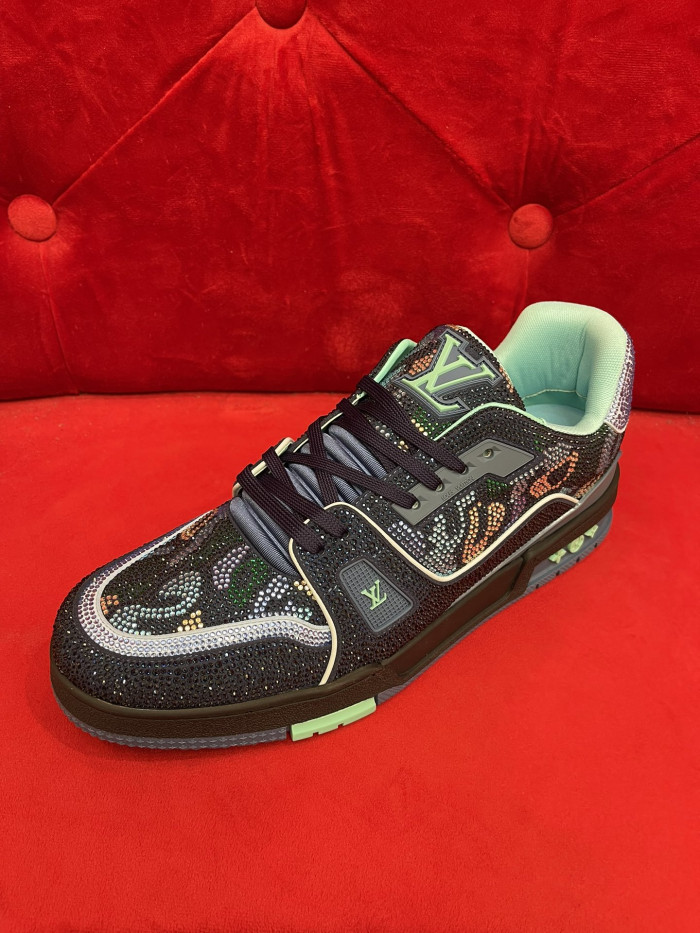 2023l**is V*t*n lv trainer #54 2531