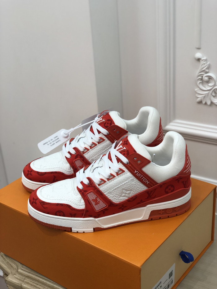 2022 l**is V*t*n lv trainer 2527