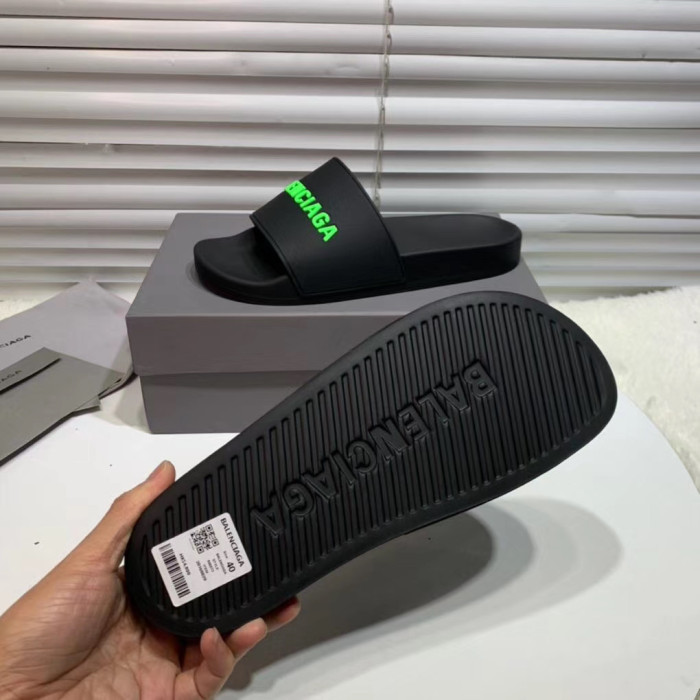 BL SLIPPERS 565826W1S811030